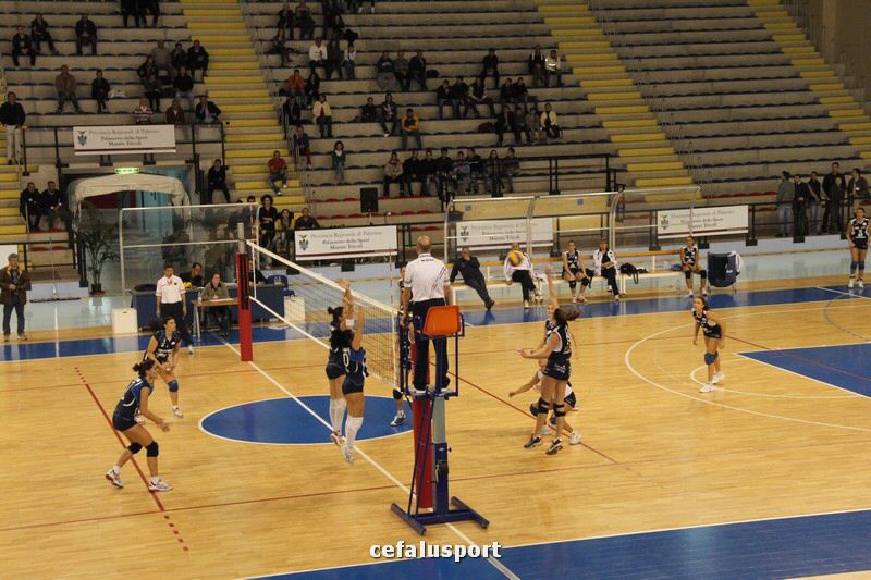 111120 sport2 594_tn.jpg